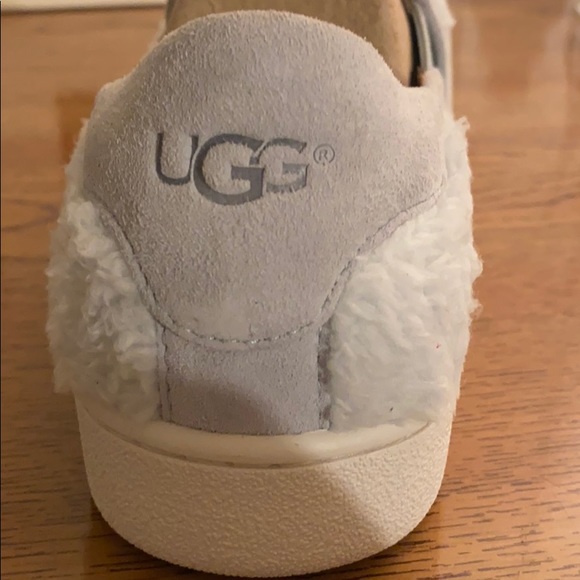 UGG’s Women RICCI Shoes - Picture 4 of 4